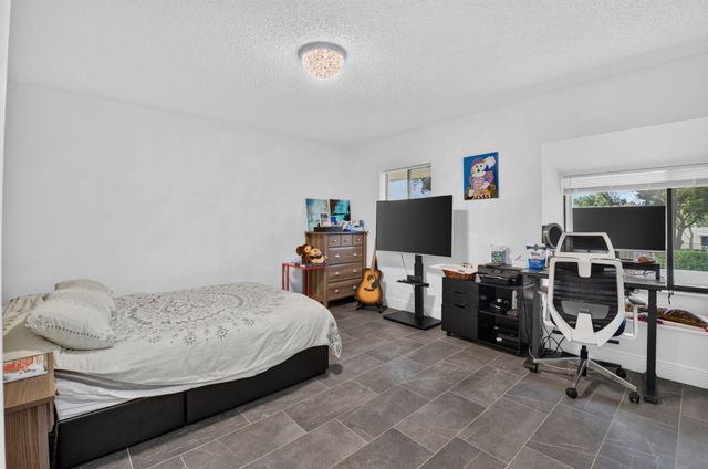 1330 NW 13TH Street 16, Boca Raton, FL 33486