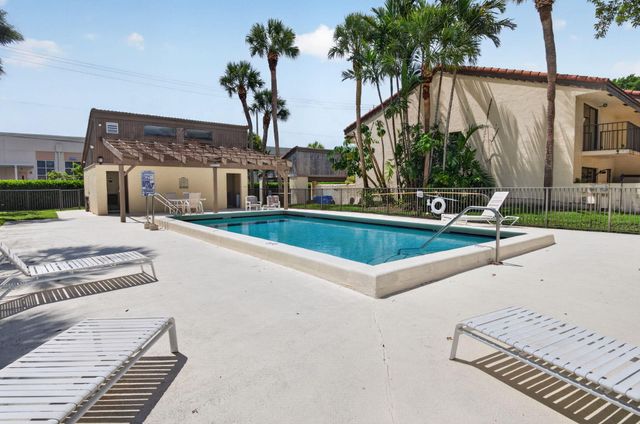 1330 NW 13TH Street 16, Boca Raton, FL 33486