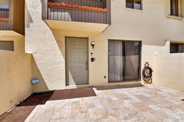 1330 NW 13TH Street 16, Boca Raton, FL 33486