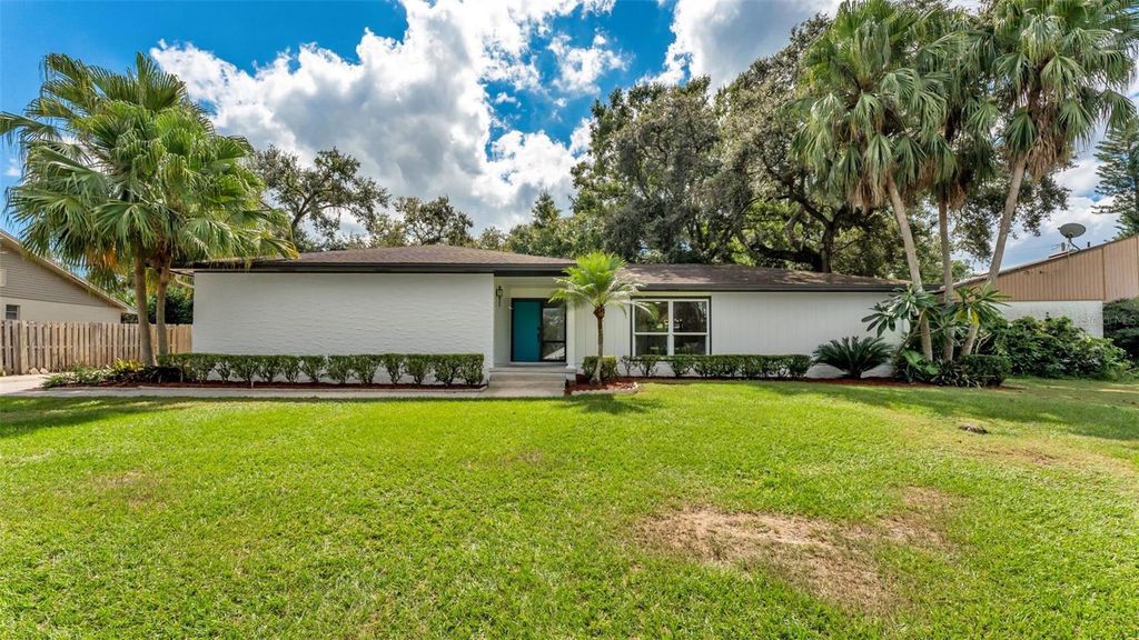 1307 VALLEY HILL DRIVE, Lakeland, FL 33813