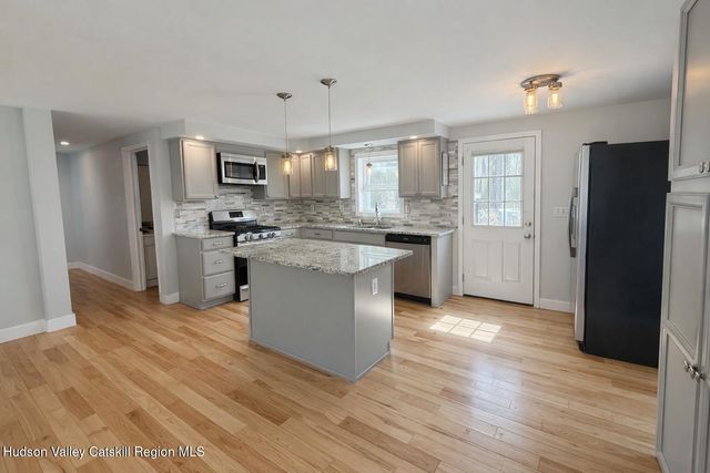 40 Cathy Jo Place, Accord, NY 12404
