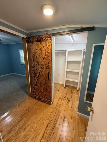 44 Oak Hill Road, Nebo, NC 28761