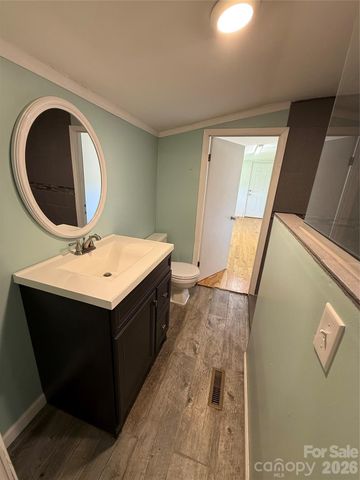 44 Oak Hill Road, Nebo, NC 28761