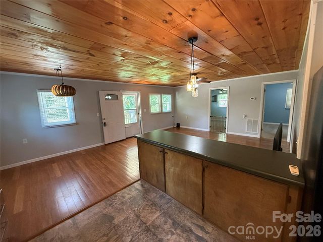 44 Oak Hill Road, Nebo, NC 28761