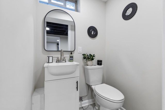 6352 N 104th STREET, Milwaukee, WI 53225