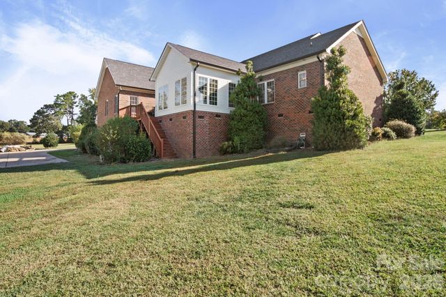 5106 Pond Bluff Drive, Monroe, NC 28112