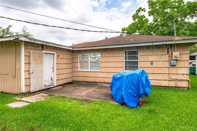 1401 Susan Street, Pasadena, TX 77506