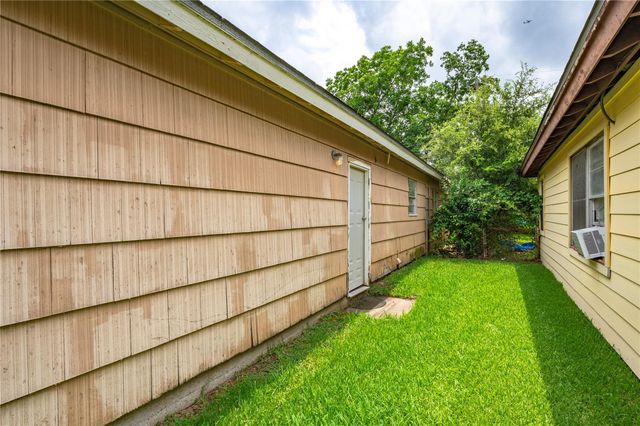 1401 Susan Street, Pasadena, TX 77506