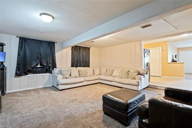 1401 Susan Street, Pasadena, TX 77506