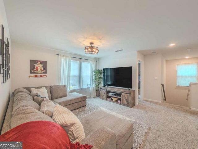 4311 Dean Grove Way, Loganville, GA 30052