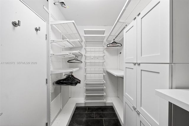 1601 S Ocean Dr 106, Hollywood, FL 33019