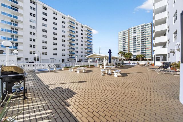 1601 S Ocean Dr 106, Hollywood, FL 33019