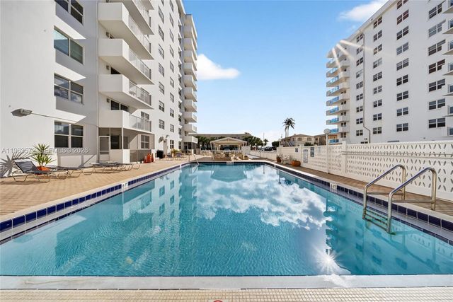 1601 S Ocean Dr 106, Hollywood, FL 33019