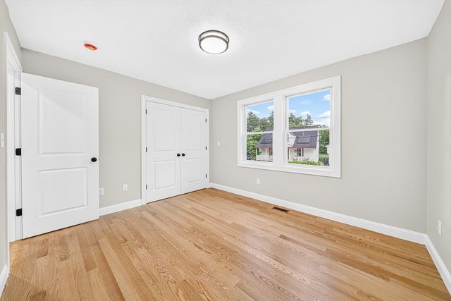 6 Mchugh Ave, Billerica, MA 01821