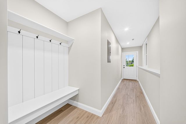 6 Mchugh Ave, Billerica, MA 01821