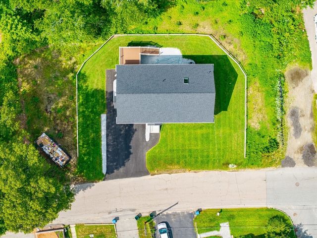 6 Mchugh Ave, Billerica, MA 01821