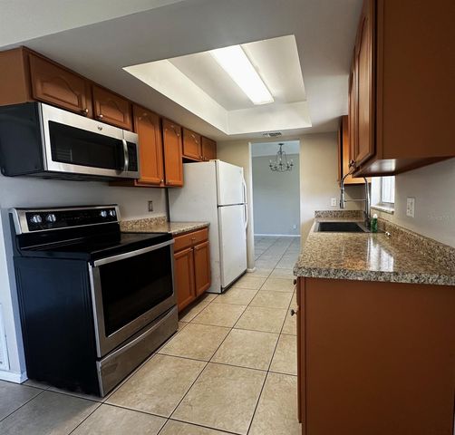 573 BENJAMIN FRANKLIN PLACE, Orlando, FL 32809