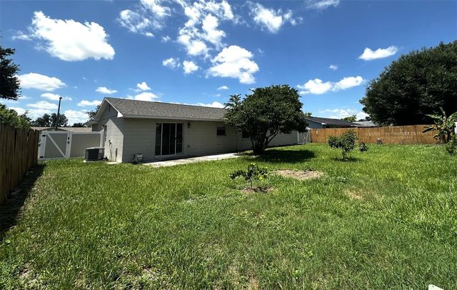 573 BENJAMIN FRANKLIN PLACE, Orlando, FL 32809