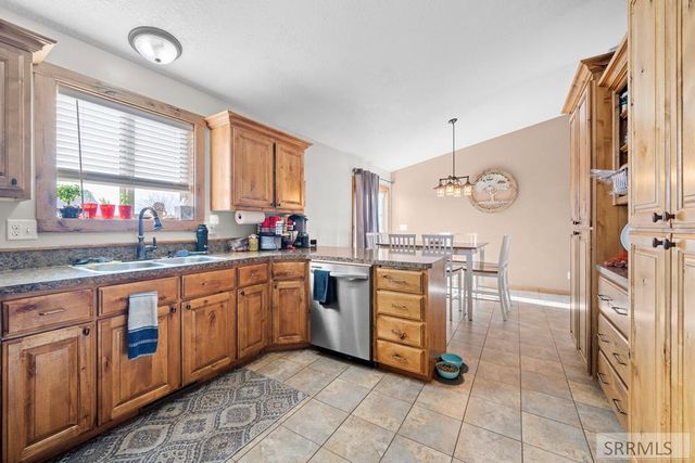 2300 E Hailey Avenue, Idaho Falls, ID 83401