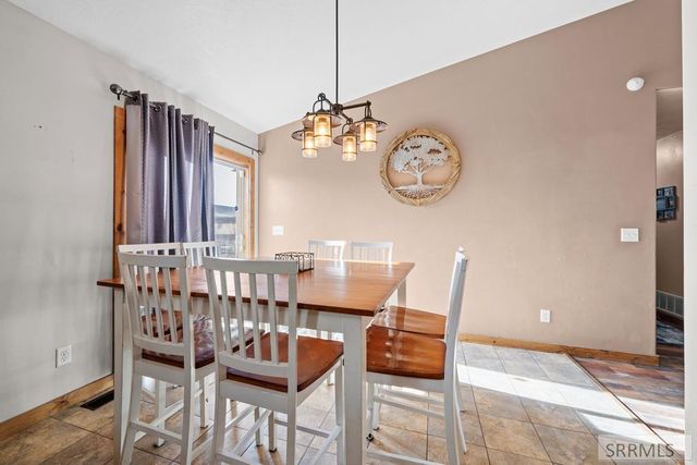 2300 E Hailey Avenue, Idaho Falls, ID 83401