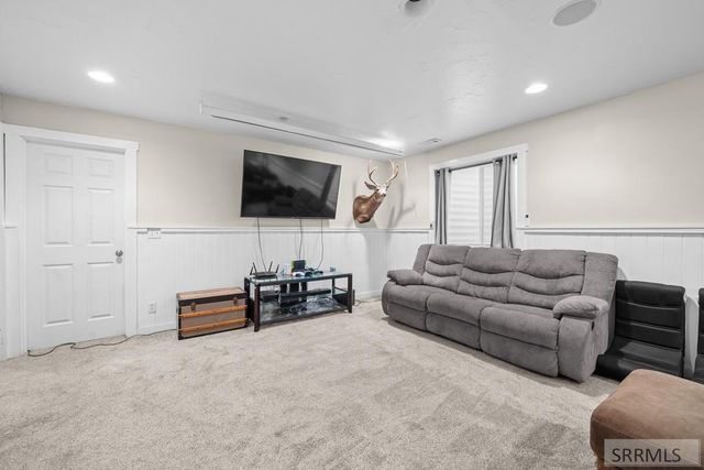 2300 E Hailey Avenue, Idaho Falls, ID 83401