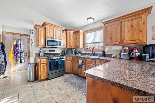 2300 E Hailey Avenue, Idaho Falls, ID 83401