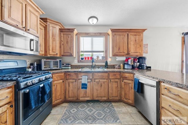 2300 E Hailey Avenue, Idaho Falls, ID 83401