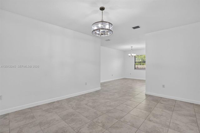 2371 SE 1st Ct, Homestead, FL 33033