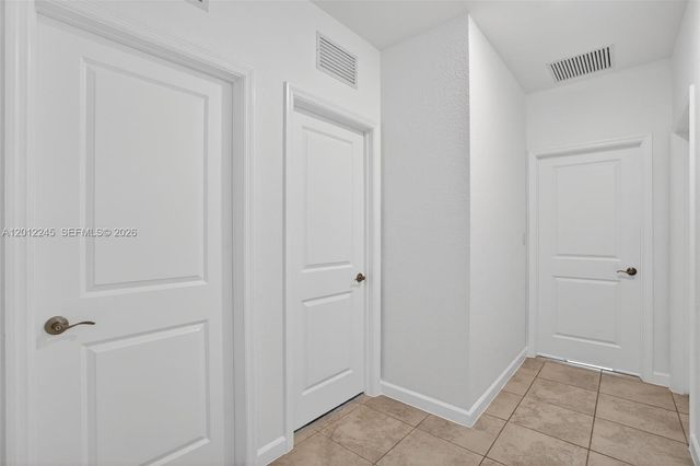 2371 SE 1st Ct, Homestead, FL 33033