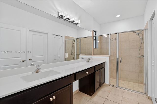 2371 SE 1st Ct, Homestead, FL 33033