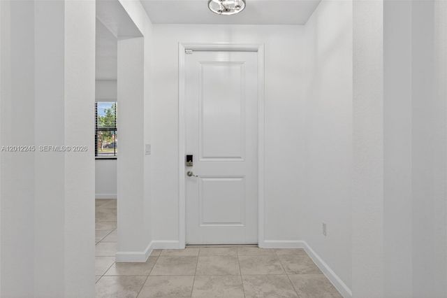 2371 SE 1st Ct, Homestead, FL 33033
