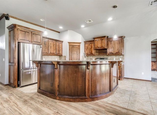 3404 Paul Drive, Moore, OK 73160