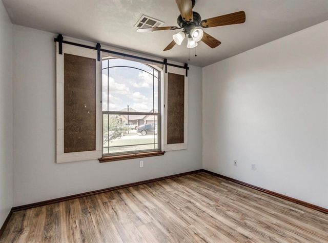 3404 Paul Drive, Moore, OK 73160