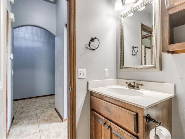 3404 Paul Drive, Moore, OK 73160
