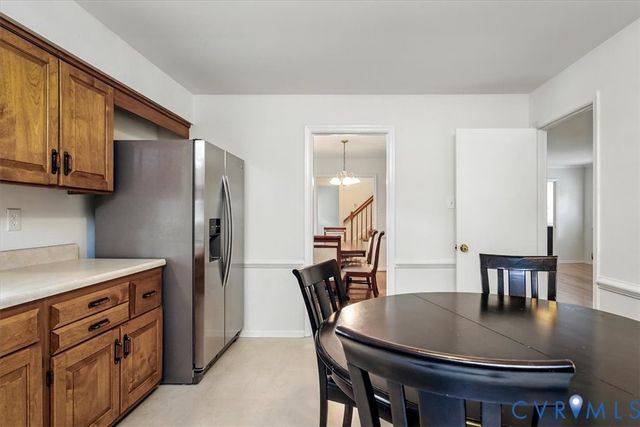 910 Lakewater Dr, Henrico, VA 23229