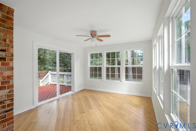 910 Lakewater Dr, Henrico, VA 23229