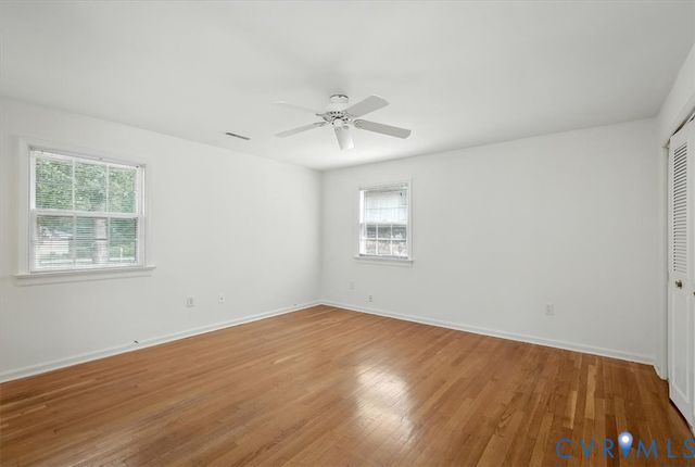 910 Lakewater Dr, Henrico, VA 23229