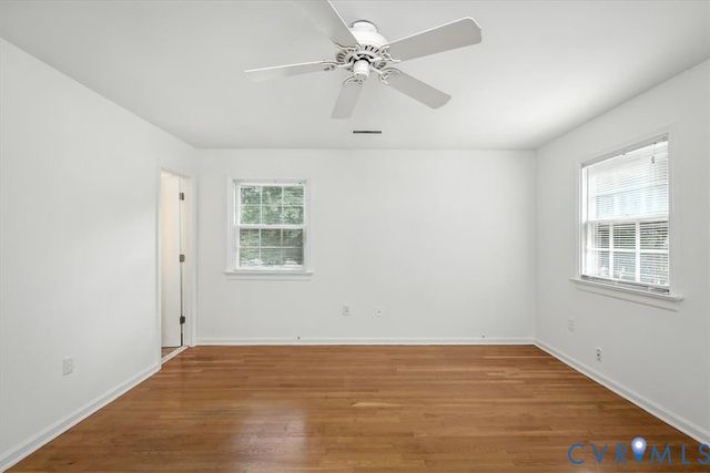 910 Lakewater Dr, Henrico, VA 23229