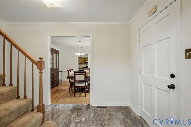 910 Lakewater Dr, Henrico, VA 23229