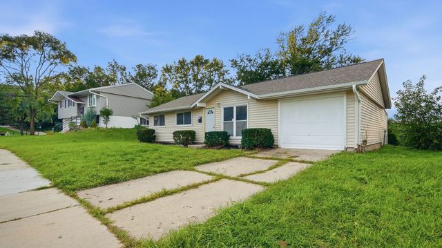 706 Halstead Avenue, Romeoville, IL 60446