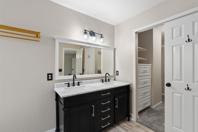 1524 Emperor CT, Round Rock, TX 78664