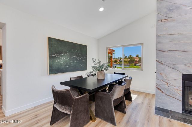 141 S LAKEVIEW Boulevard, Chandler, AZ 85225