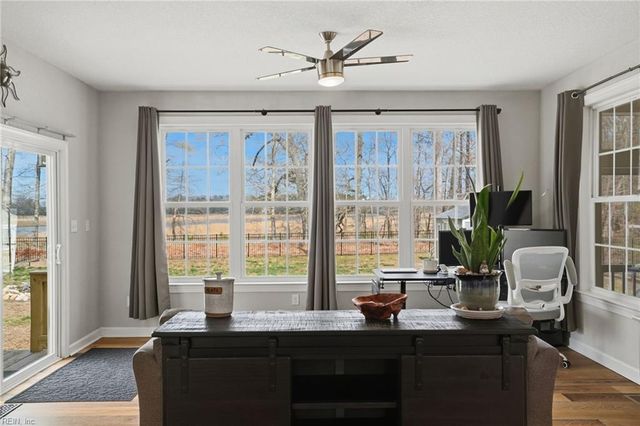 130 Farrand DR, Suffolk, VA 23434