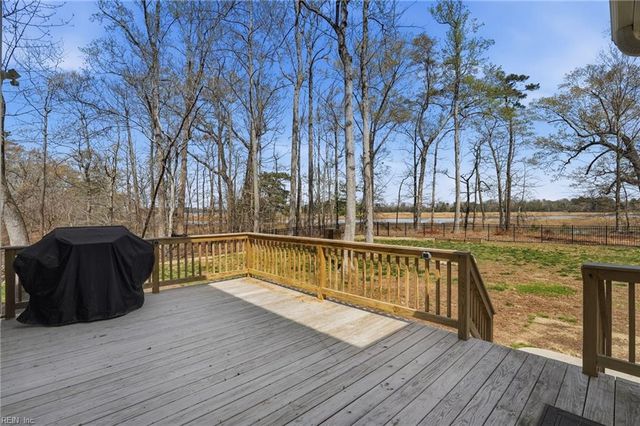 130 Farrand DR, Suffolk, VA 23434