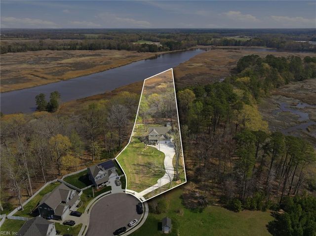 130 Farrand DR, Suffolk, VA 23434