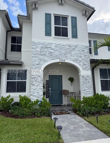 29278 SW 163rd Ct, Homestead, FL 33033
