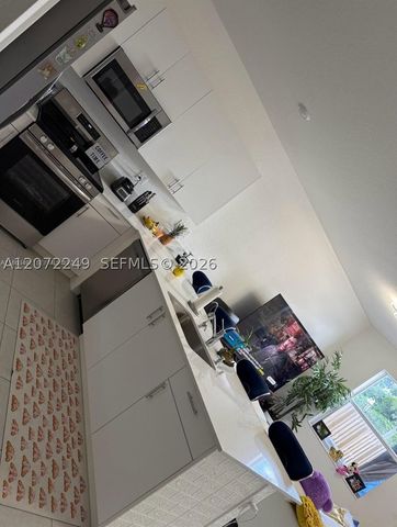 29278 SW 163rd Ct, Homestead, FL 33033