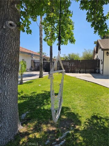 685 S Smoketree Avenue, Rialto, CA 92376