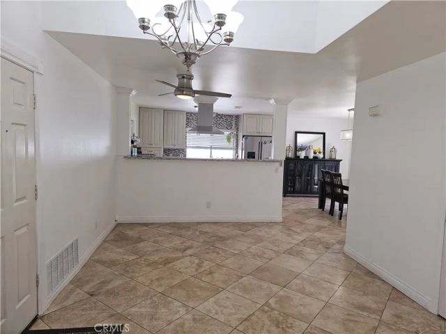 685 S Smoketree Avenue, Rialto, CA 92376