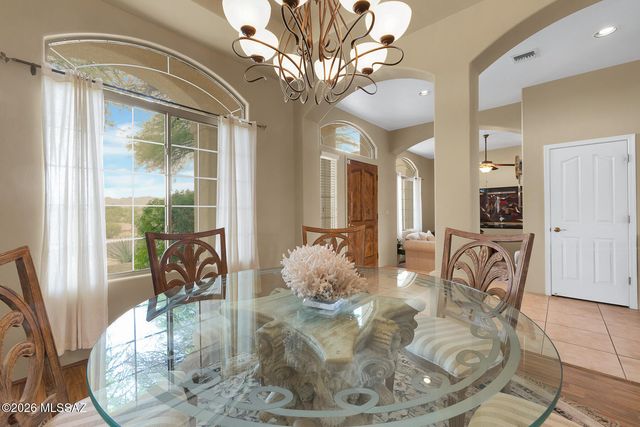 12590 N Piping Rock Road, Oro Valley, AZ 85755